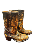 Load image into Gallery viewer, Black+Tan Boots, 8.5
