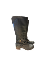 Load image into Gallery viewer, Sendra Brown Boots, 9
