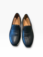 Load image into Gallery viewer, Aquatalia Black Shoes, 8.5
