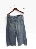 Load image into Gallery viewer, PE Nation Light Wash Jeans, 30/Medium
