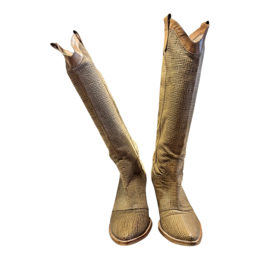 RIPPCA Tan Boots, 38