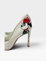 Load image into Gallery viewer, Disney White Heels, 8.5
