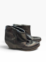 Load image into Gallery viewer, Elena Alachi Black Shoes, 39
