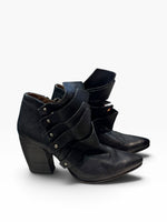 Load image into Gallery viewer, AS98 Black Boots, 38
