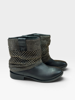 Load image into Gallery viewer, Russel&amp;Bromley Black Booties, 36

