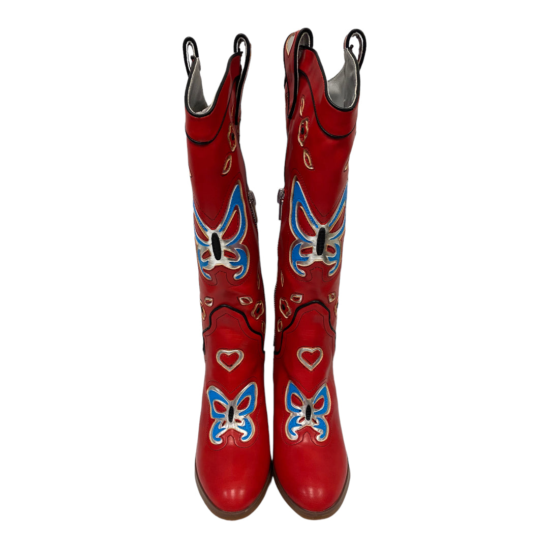 Delia's Red Boots, 9