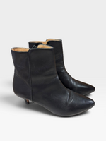 Load image into Gallery viewer, Poppy Barley Black Boots, 7.5

