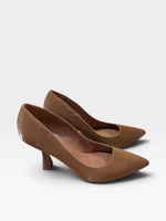 Load image into Gallery viewer, Gabrielle Union Nude Heels, 9
