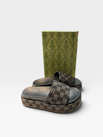 Load image into Gallery viewer, Gucci Black Shoes, 40
