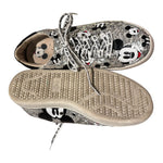Load image into Gallery viewer, Disney X Moa Sliver Shoes, 7.5
