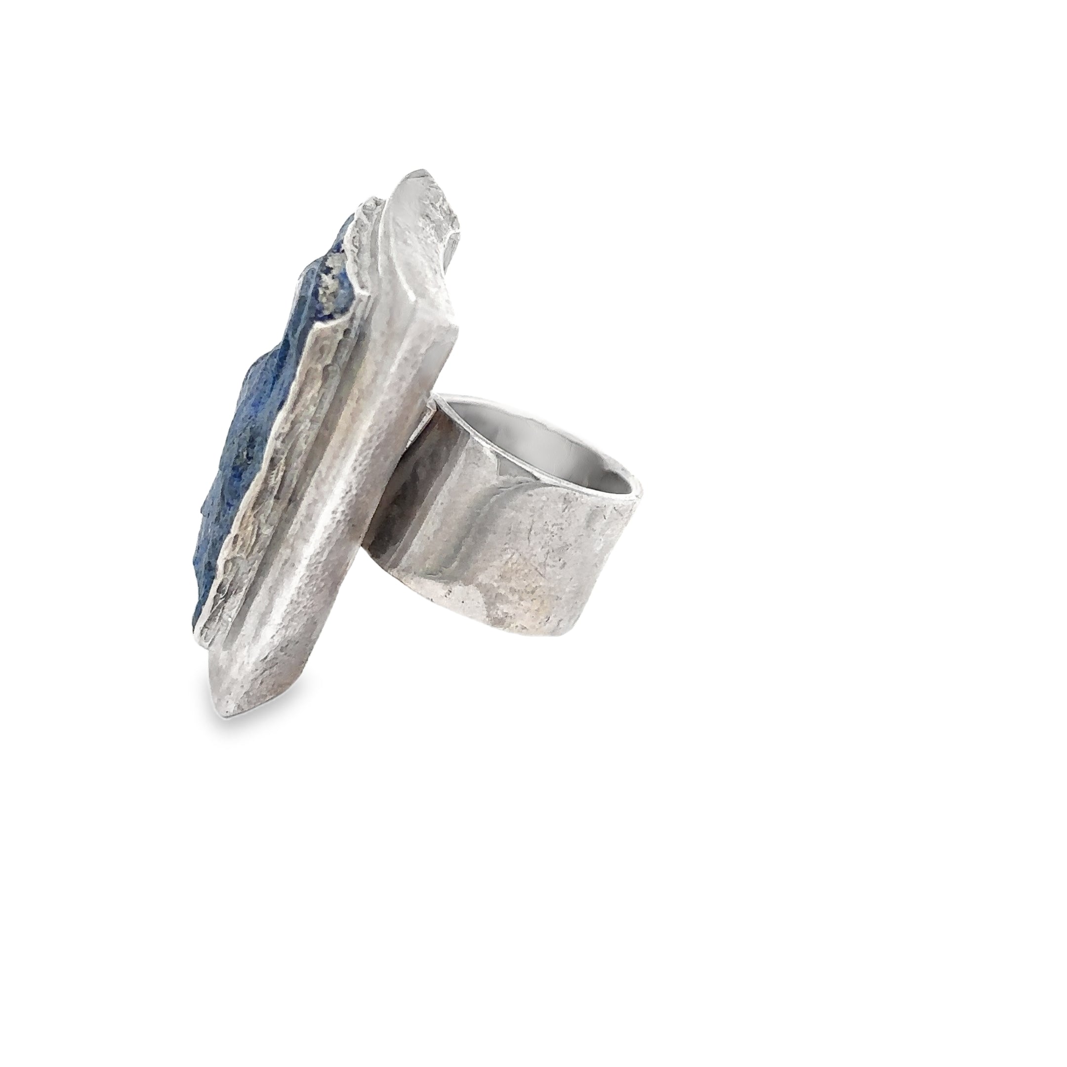Lapis Lazuli Ring set in Sterling Silver, 7.5