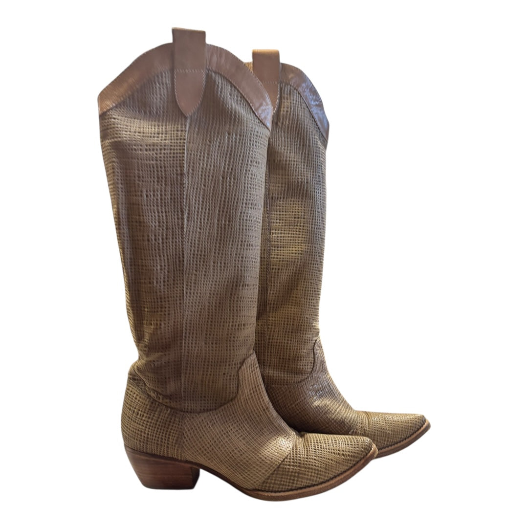 RIPPCA Tan Boots, 38