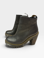 Load image into Gallery viewer, Dr. Marten Black Booties, 8
