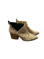 Load image into Gallery viewer, Qupid Tan Shoes, 8
