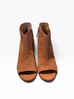 Load image into Gallery viewer, Joie Brown Bootie, 9
