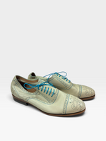 Load image into Gallery viewer, John Fluevog Cream Shoes, Mens 7.5 (Womans 9)
