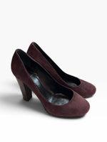Load image into Gallery viewer, Burberry Purple Shoes, 36
