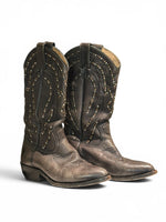 Load image into Gallery viewer, Frye Grey Boots, 6
