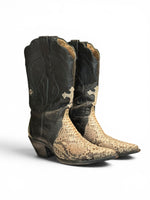 Load image into Gallery viewer, Black +Cream Boots, 9
